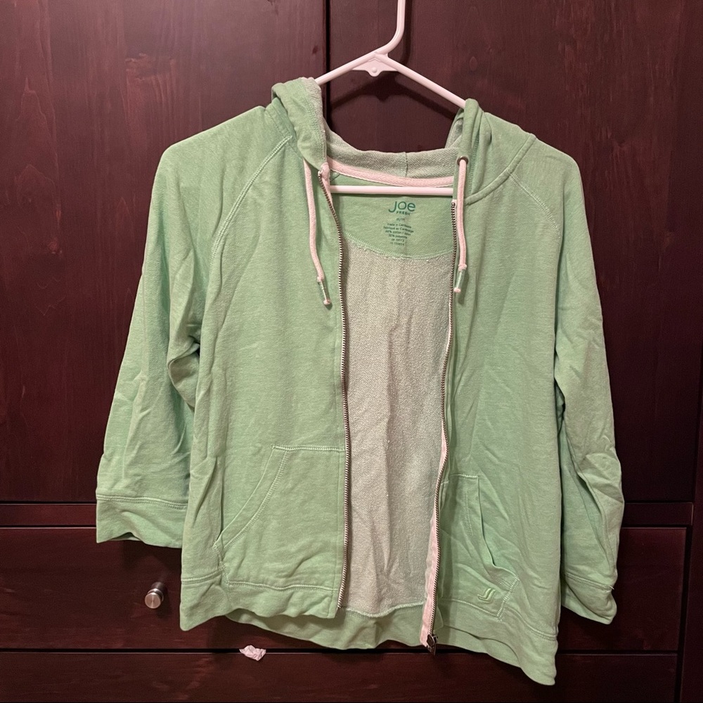 quarter sleeve zip up